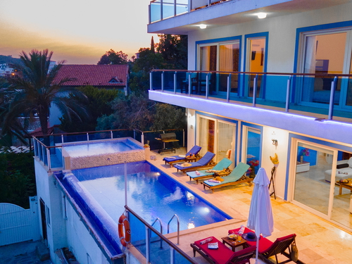  gece  -  Kasım
  | Kalkan Akbel'de Eşsiz Deniz Manzaralı Geniş Aile Villası